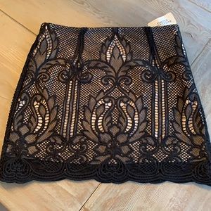 Forever 21 lace mini skirt